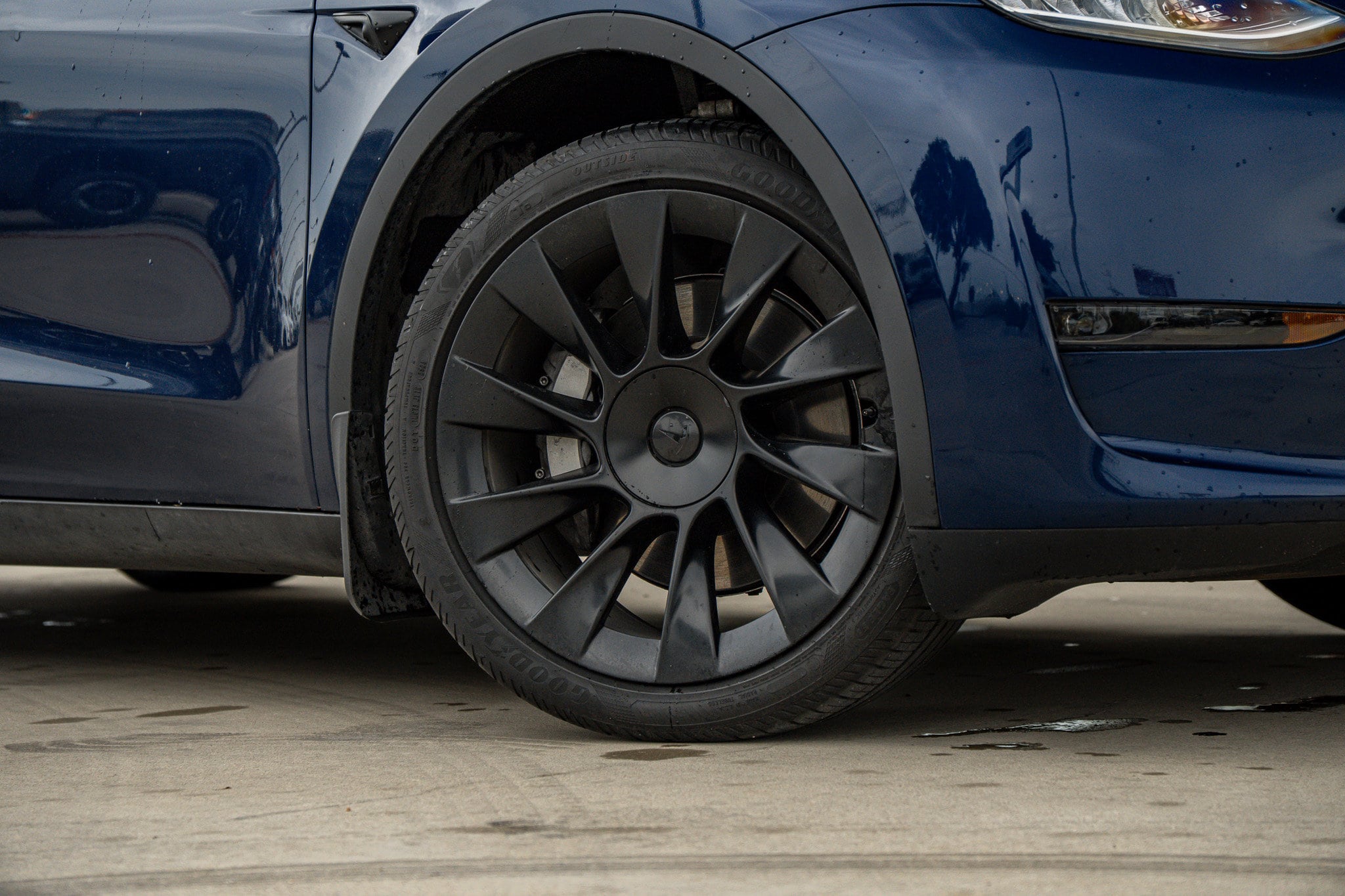 Used 2023 Tesla Model Y Long Range with VIN 7SAYGDEEXPA101813 for sale in Northfield, Minnesota