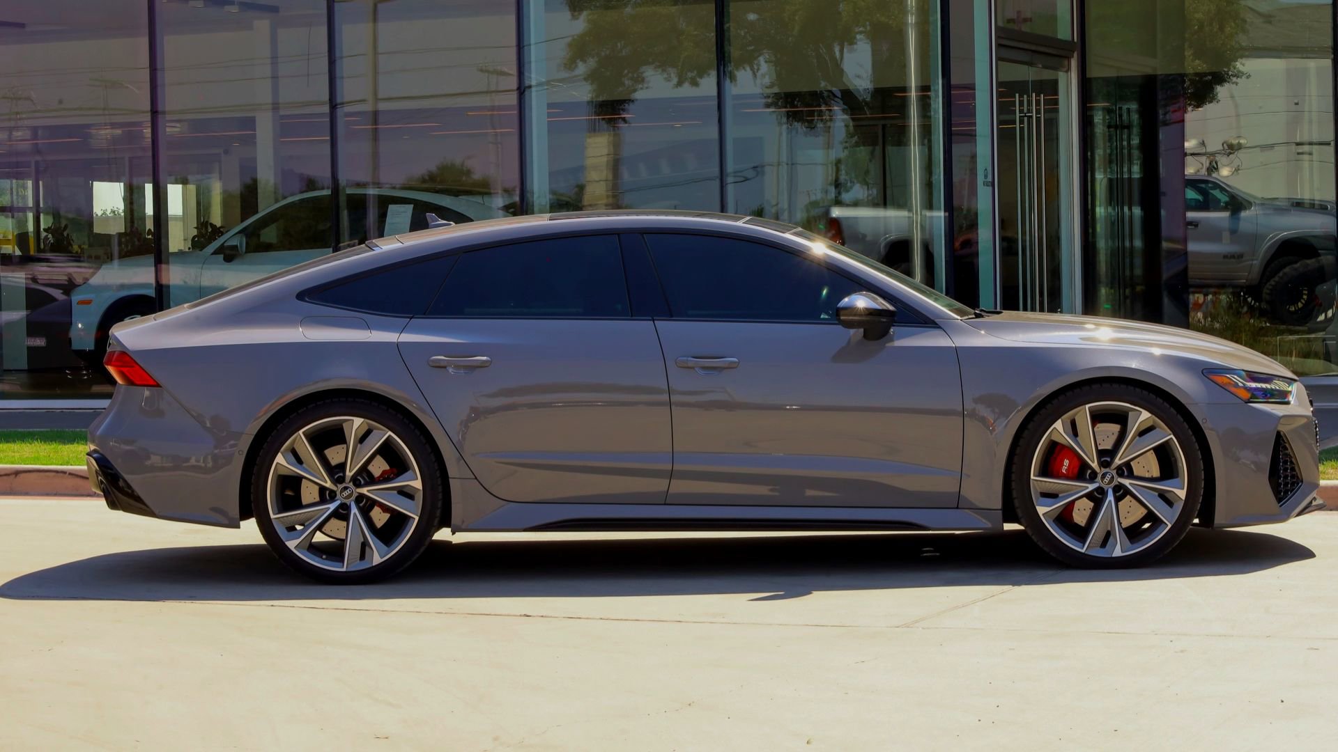 2021 Audi RS 7 photo 4