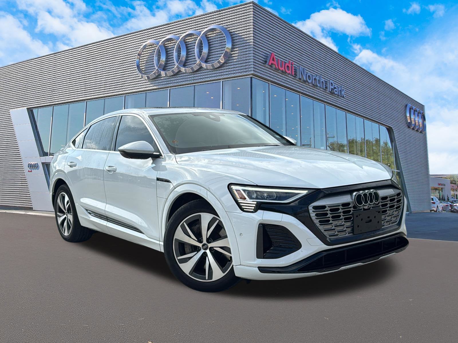 2024 Audi Q8 Sportback e-tron 55 114 kWh Premium Plus quattro's photo