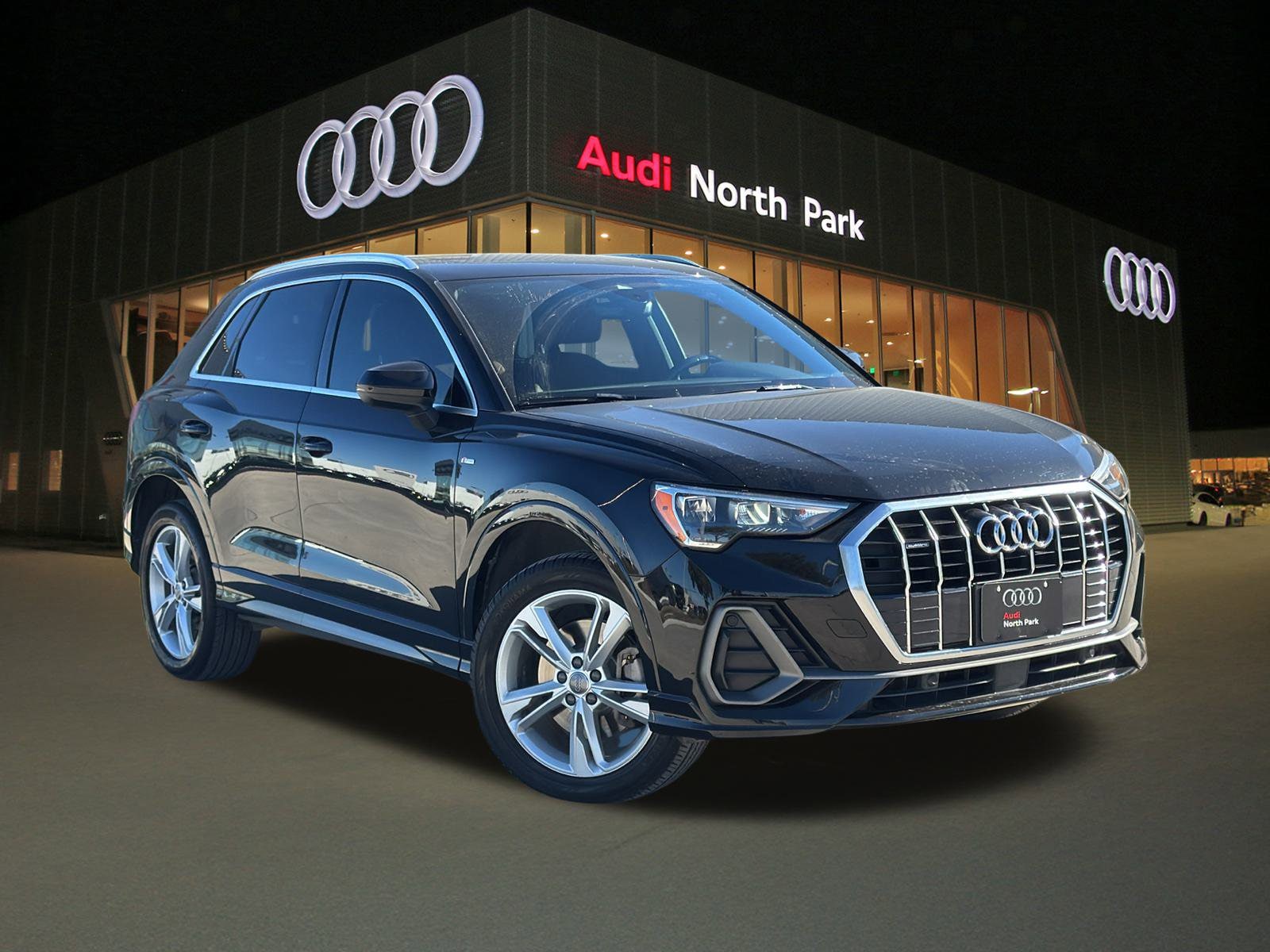 2020 Audi Q3 S Line Premium's photo