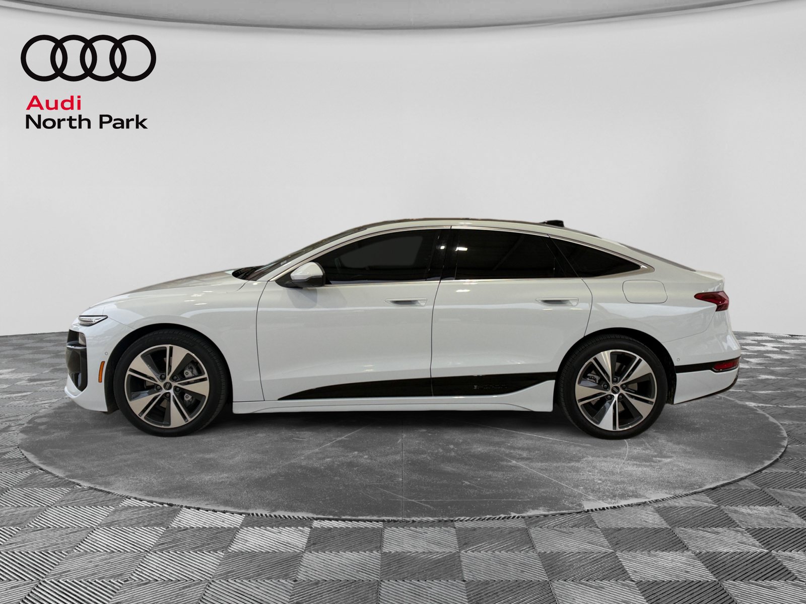 Used 2025 Audi A6 Sportback e-tron Premium Plus with VIN WAU2CAGH9SA018539 for sale in Selma, TX