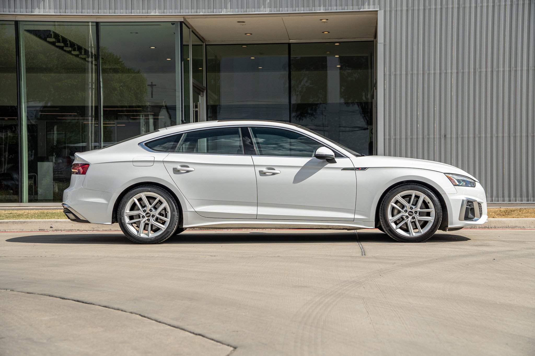 2024 Audi A5 S line Quattro Premium Plus photo 3