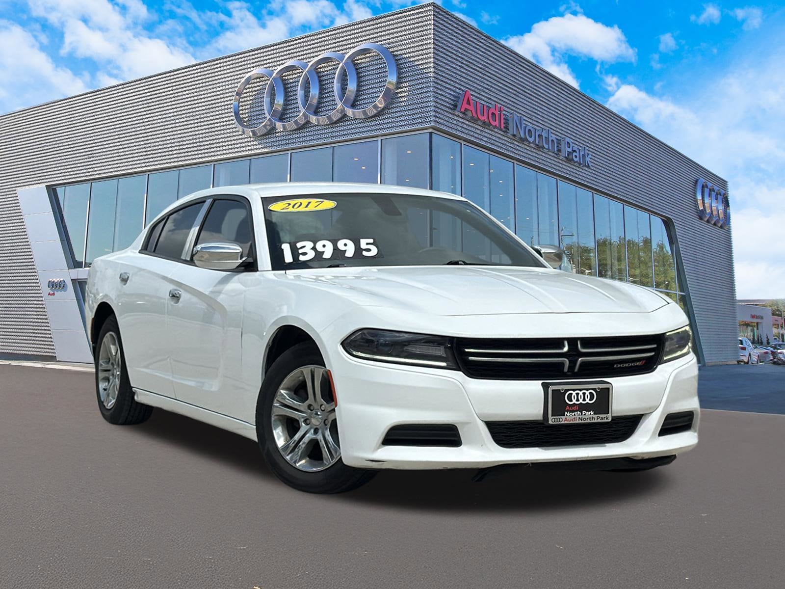 2017 Dodge Charger SE's photo