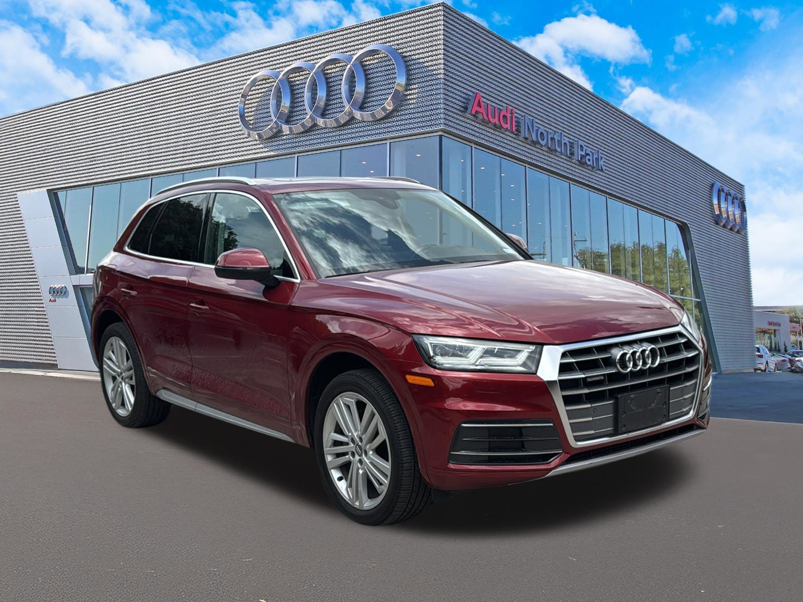 2019 Audi Q5 2.0T quattro S tronic Premium Plus's photo