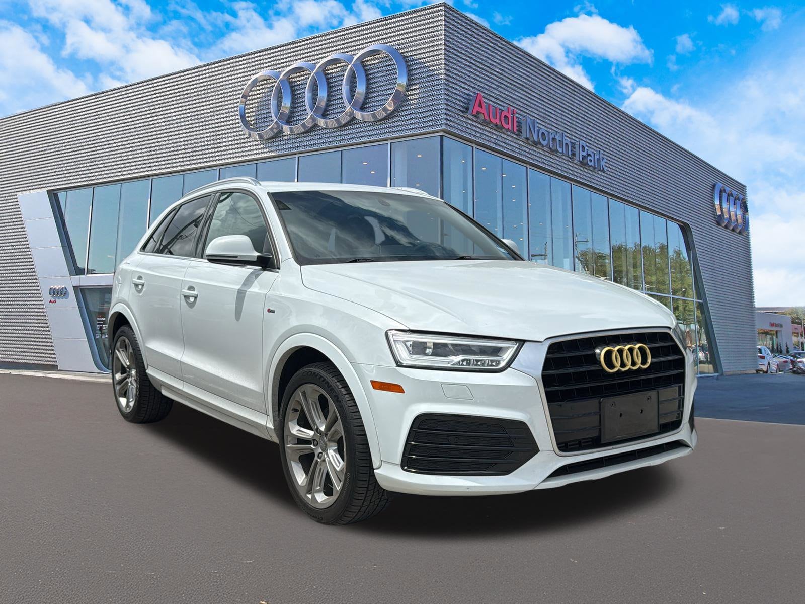 2018 Audi Q3 2.0T Premium Plus's photo