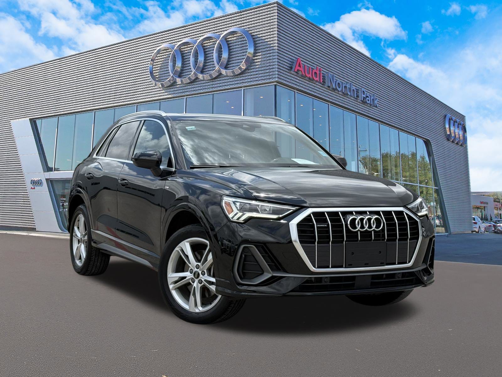 2024 Audi Q3 45 TFSI S Line Premium quattro's photo