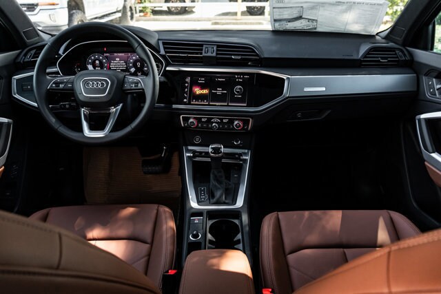 2025 Audi Q3 S Line Premium - Photo 19