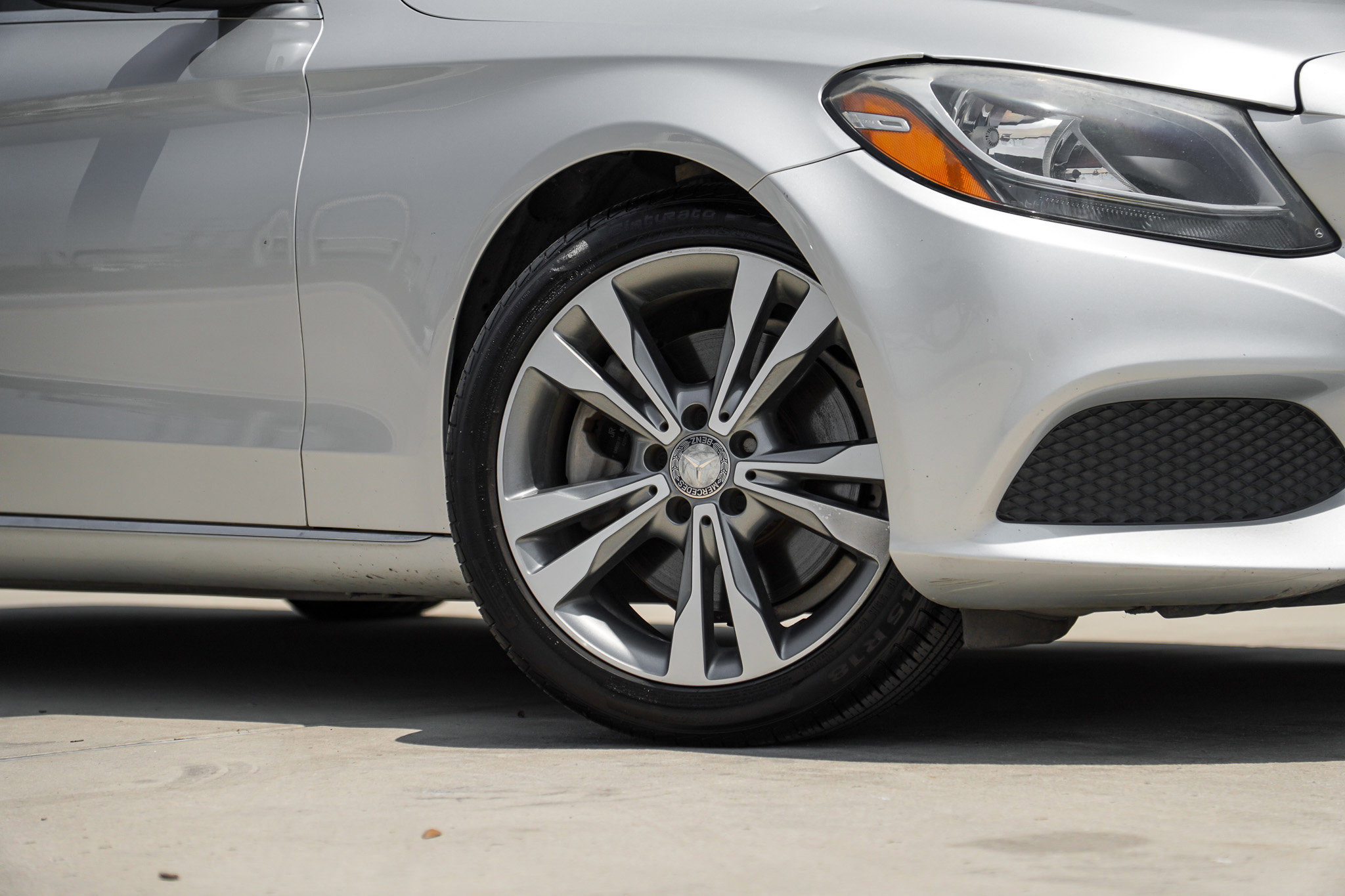 Used 2016 Mercedes-Benz C-Class C300 with VIN 55SWF4JB2GU105956 for sale in Selma, TX