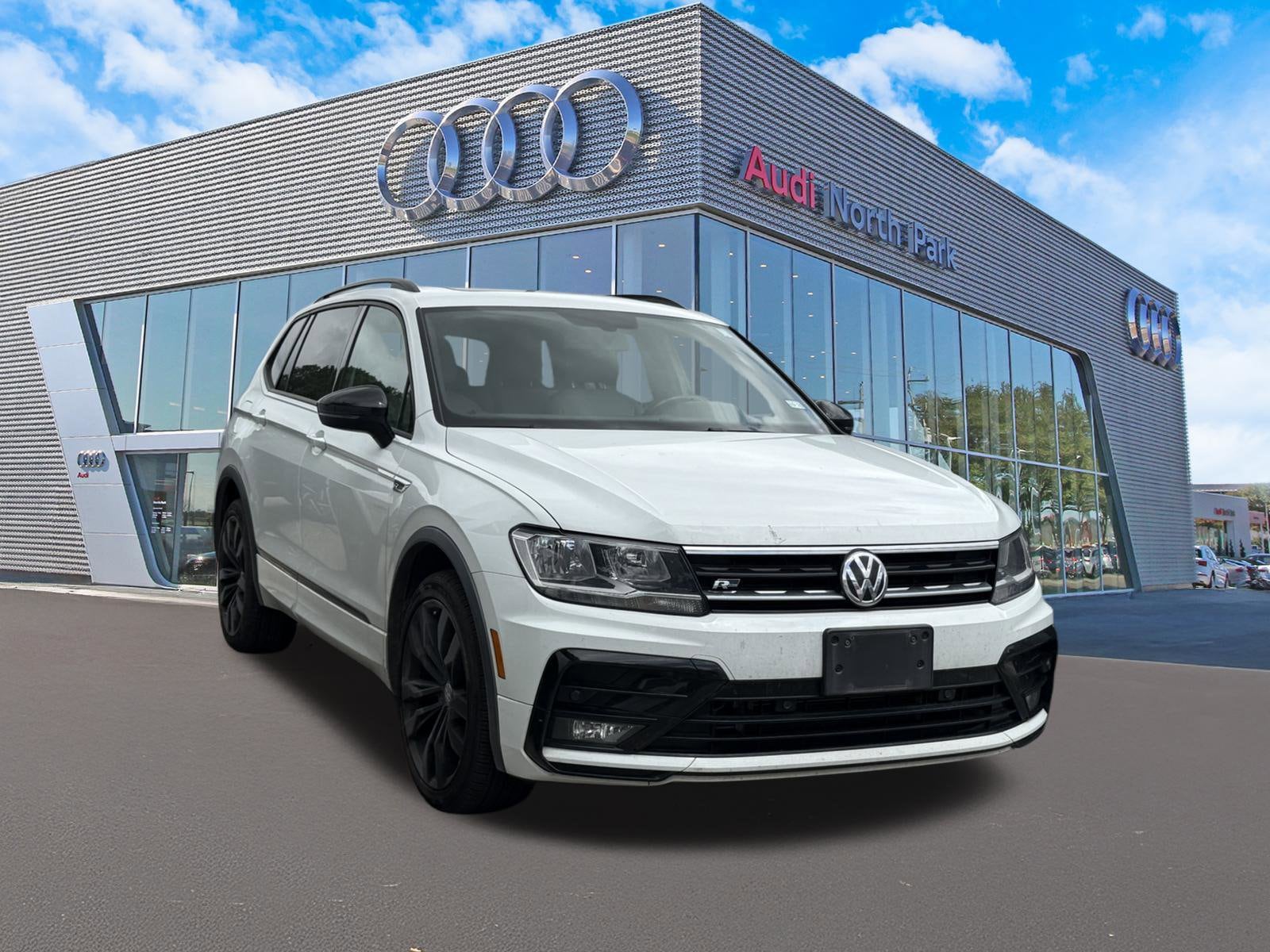 2021 Volkswagen Tiguan 2.0T SE R-Line Black's photo