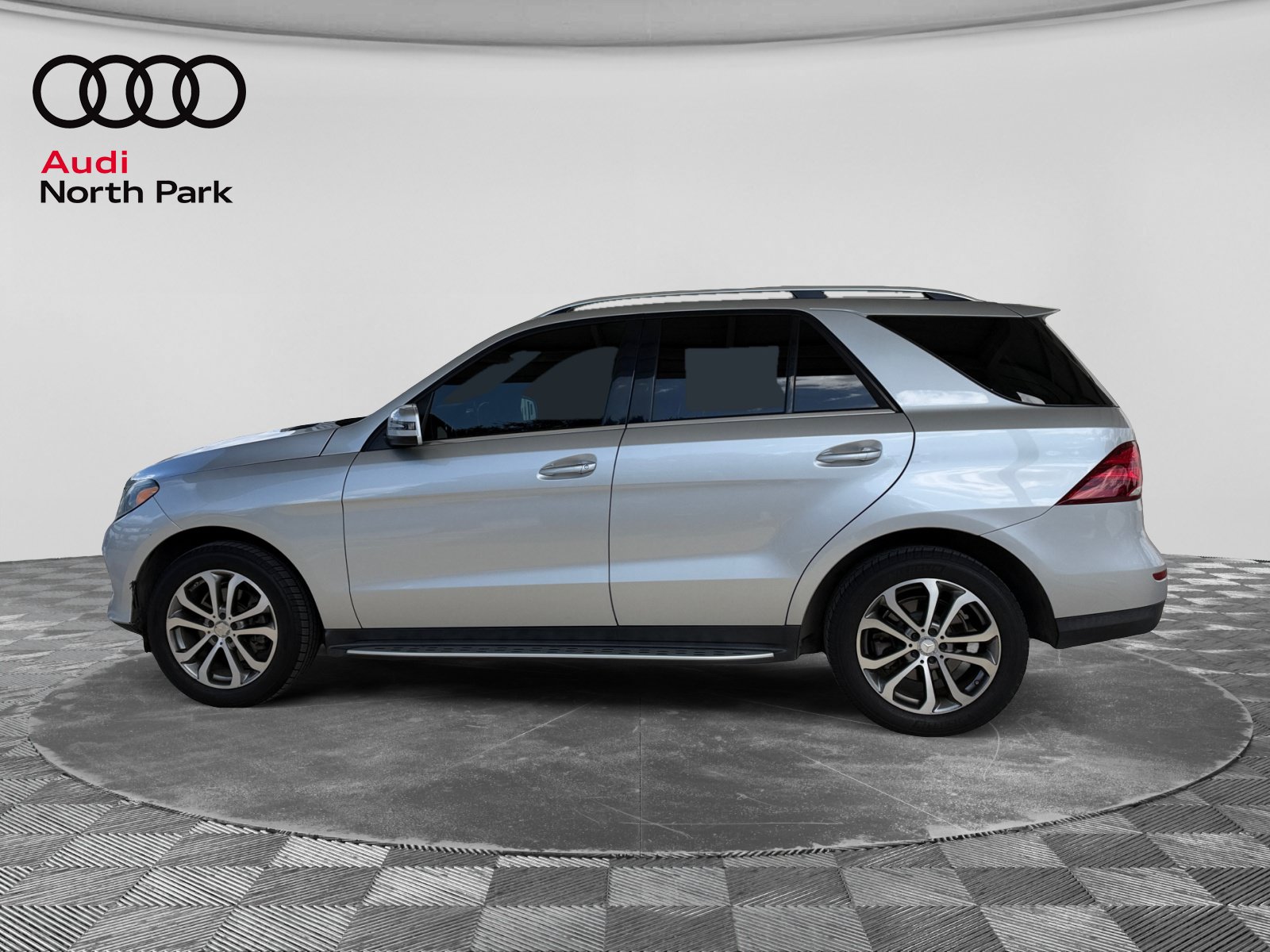 Used 2016 Mercedes-Benz GLE-Class GLE350 with VIN 4JGDA5JB7GA752614 for sale in Selma, TX