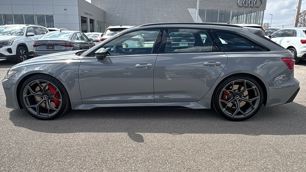 New 2026 Audi RS 6 Avant performance Wagon
