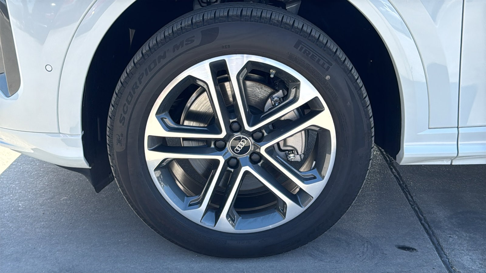 2025 Audi Q5 Premium - Photo 26