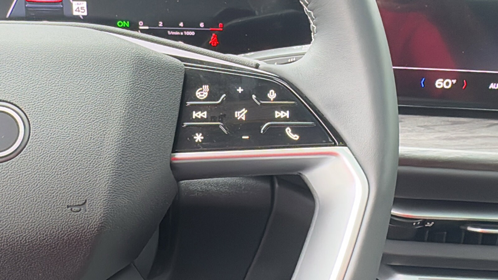 2025 Audi Q5 Premium - Photo 24