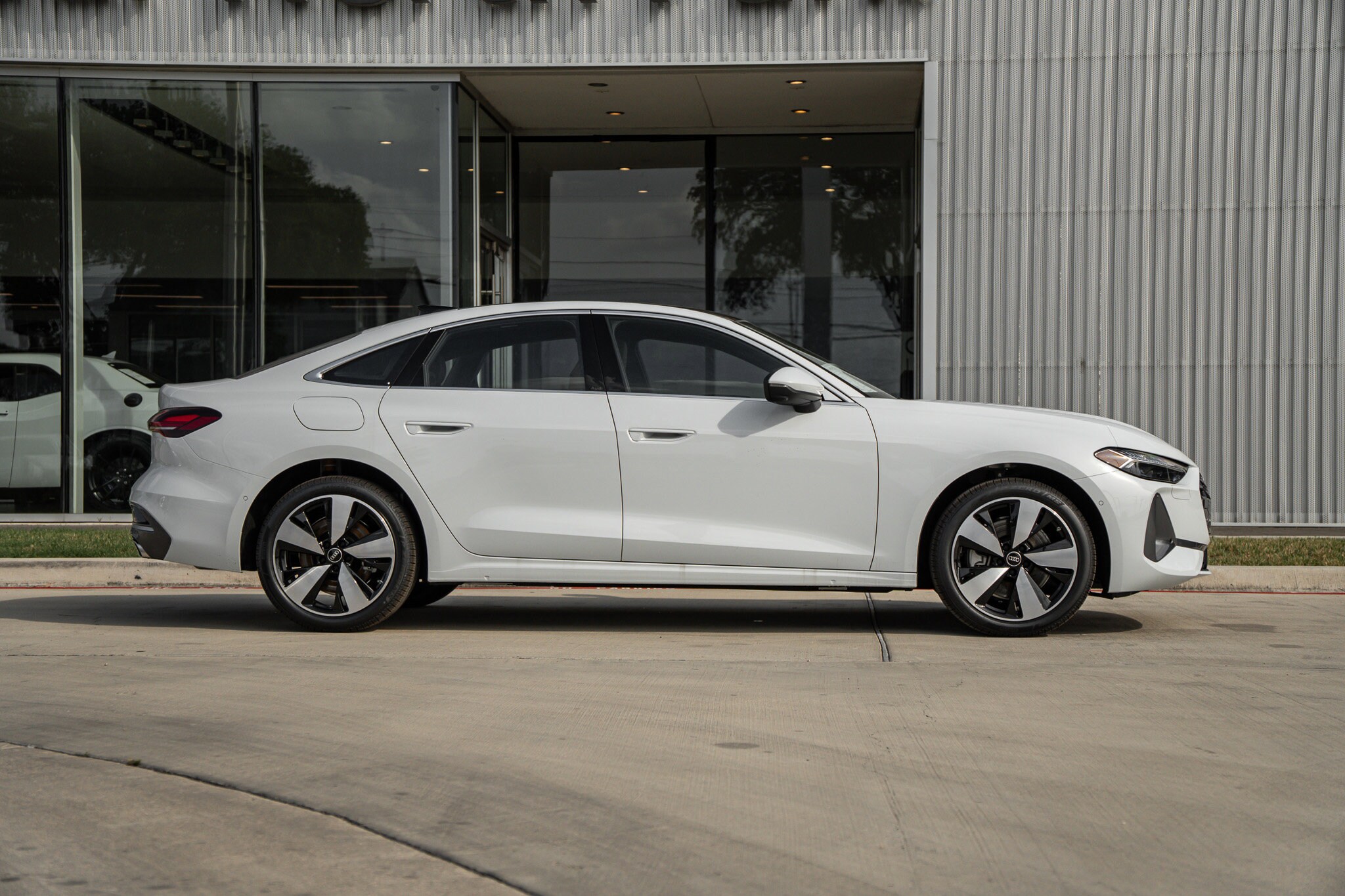 2025 Audi A5 2.0T Premium Plus photo 4