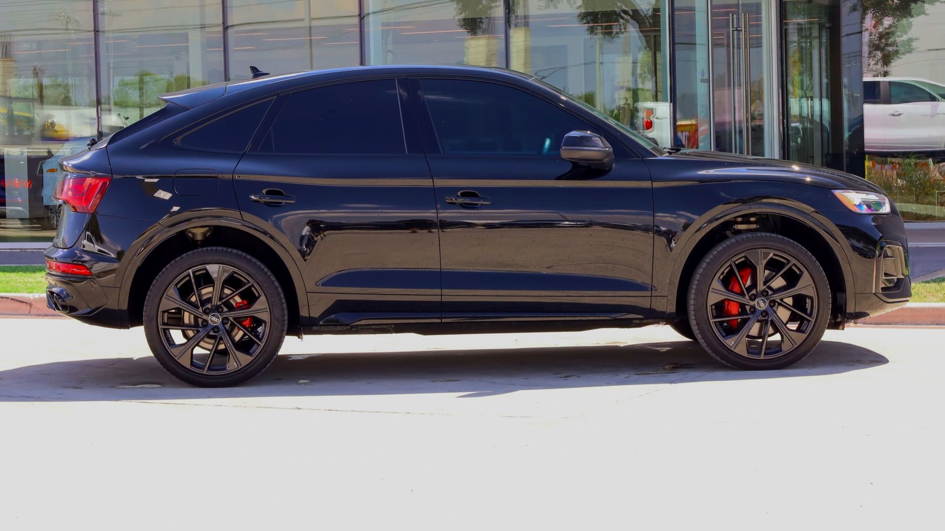 2025 Audi SQ5 Premium Plus photo 4