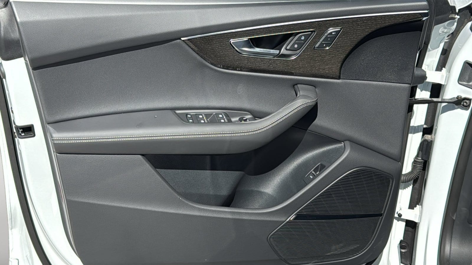 2026 Audi Q8 Premium Plus - Photo 12