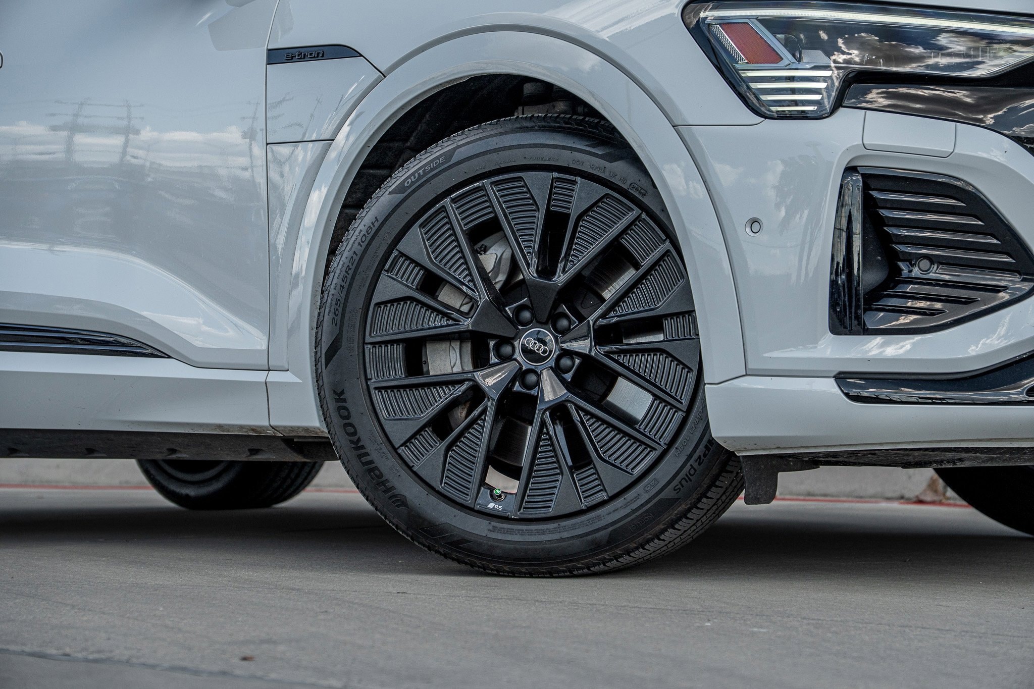Used 2024 Audi Q8 e-tron Prestige with VIN WA16AAGE1RB032675 for sale in Selma, TX