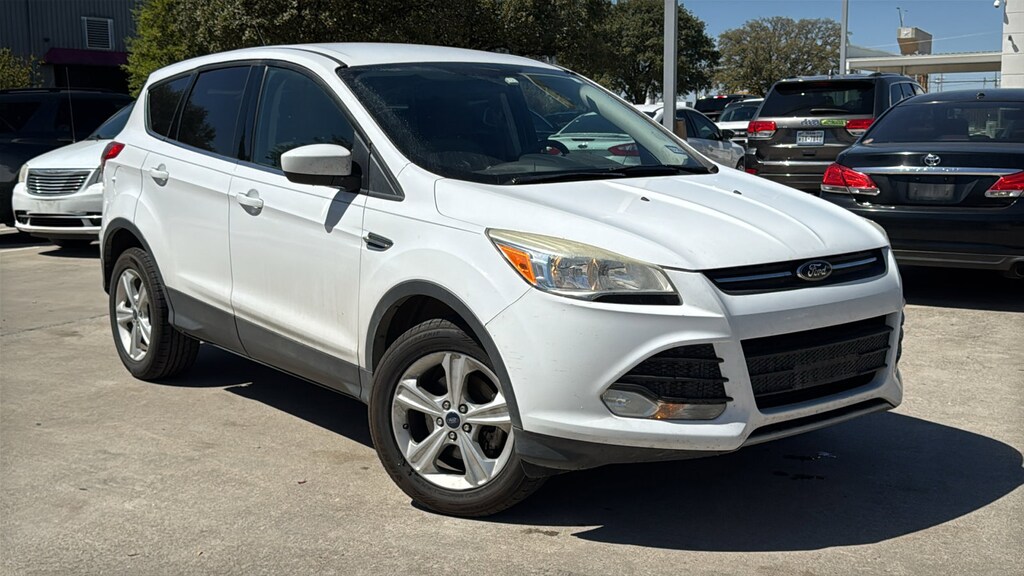 Used 2014 Ford Escape SE SUV