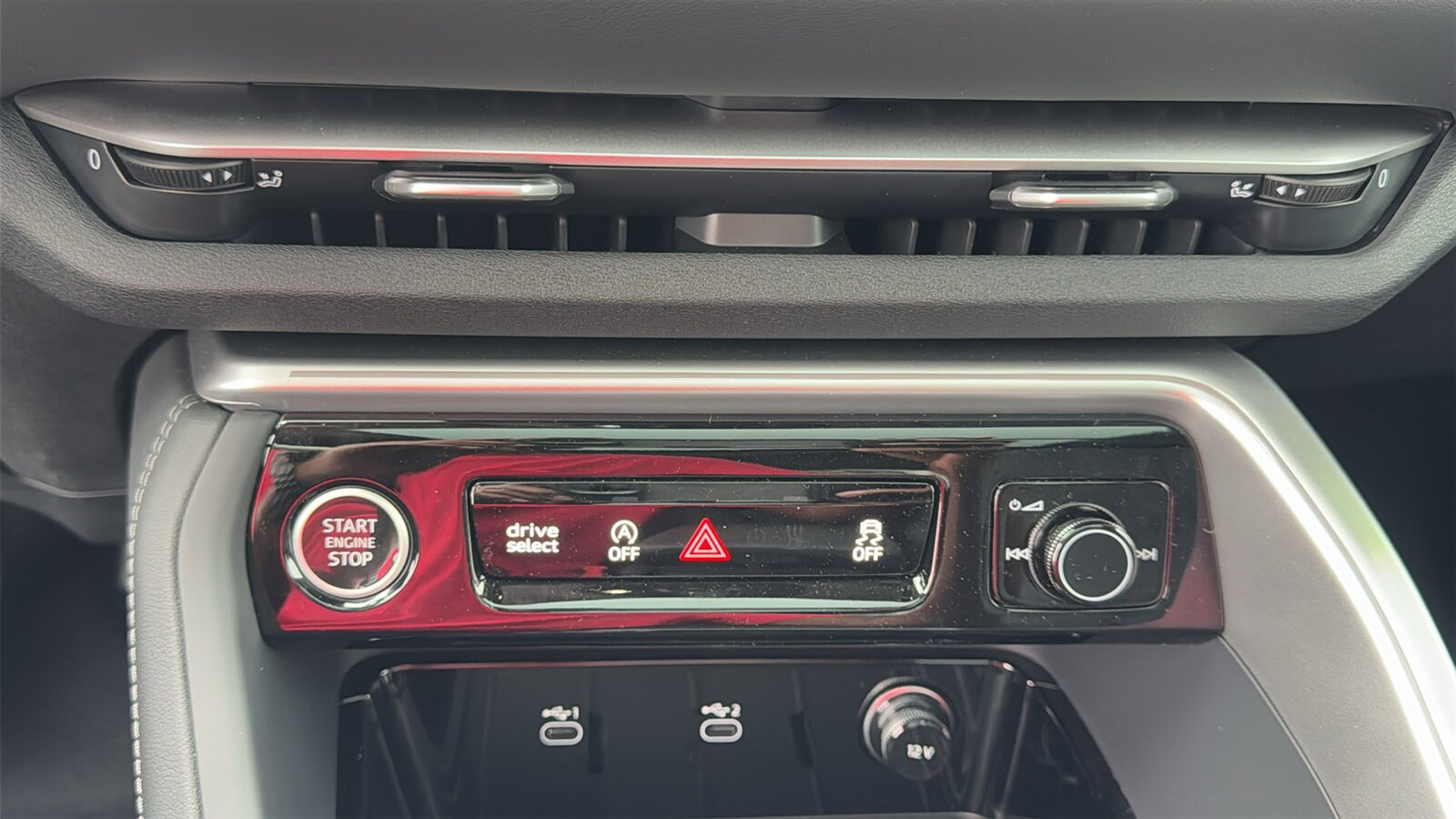 2025 Audi Q5 Premium - Photo 20