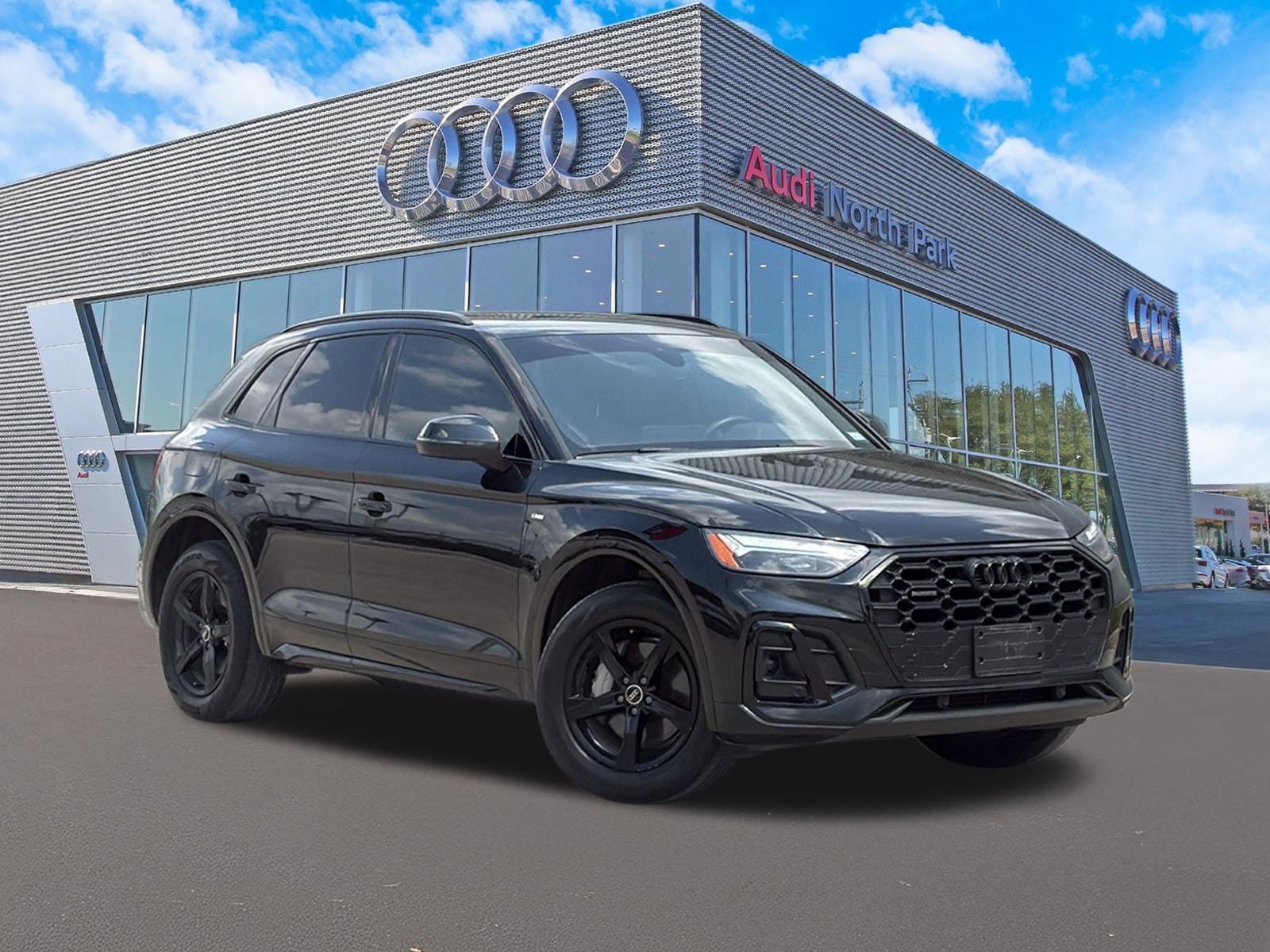 2024 Audi Q5 45 Premium's photo