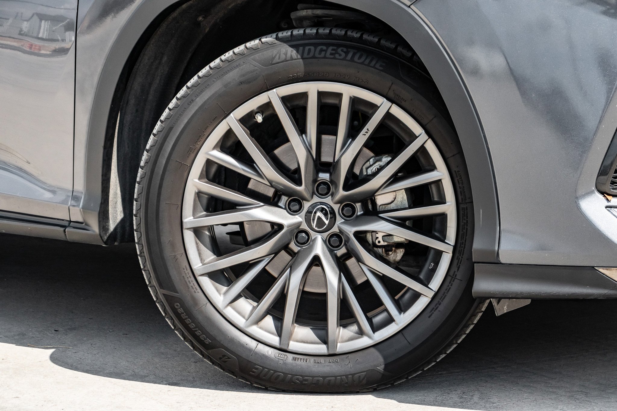 2021 Lexus RX 450h F SPORT Handling photo 2
