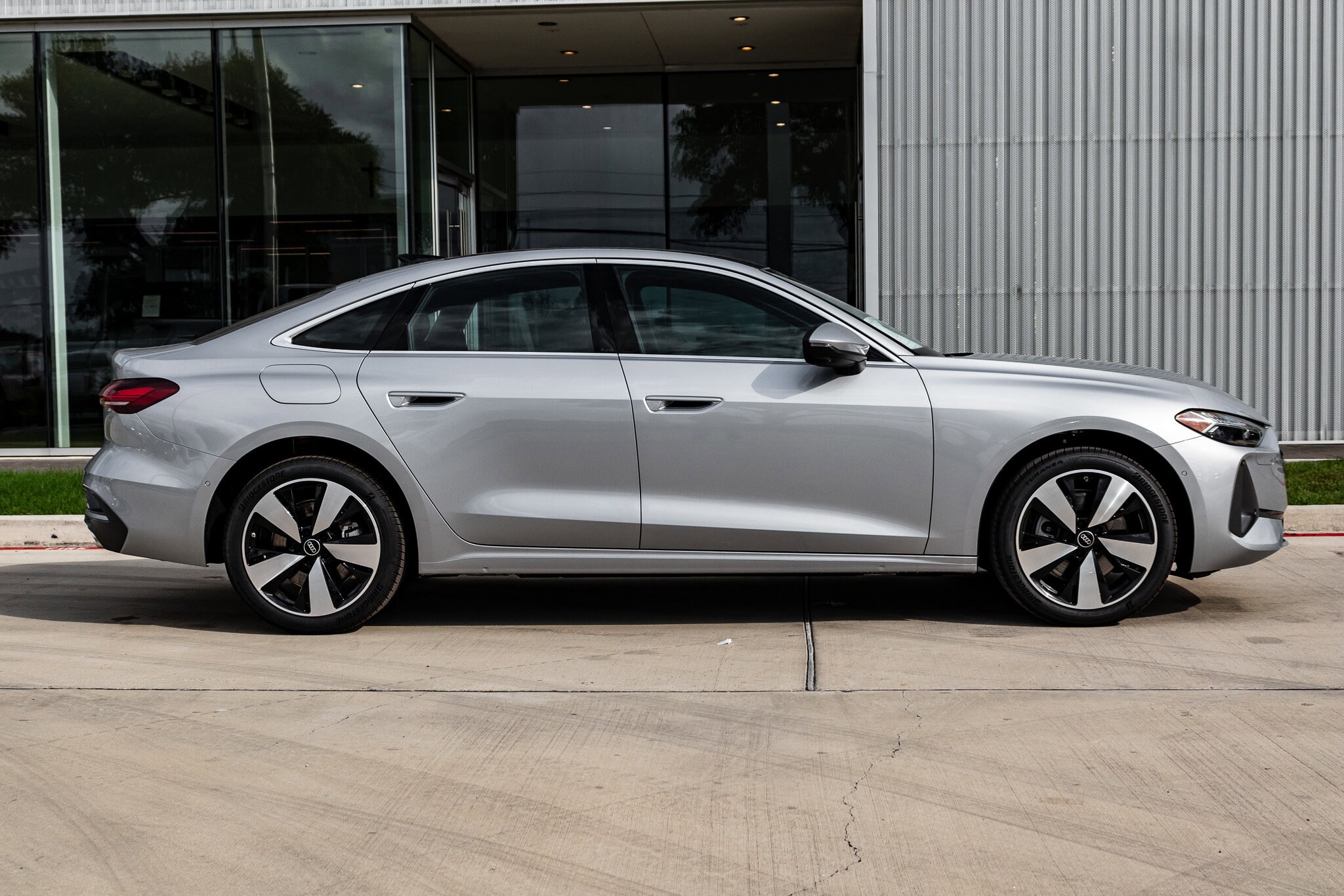 2025 Audi A5 2.0T Premium Plus photo 4