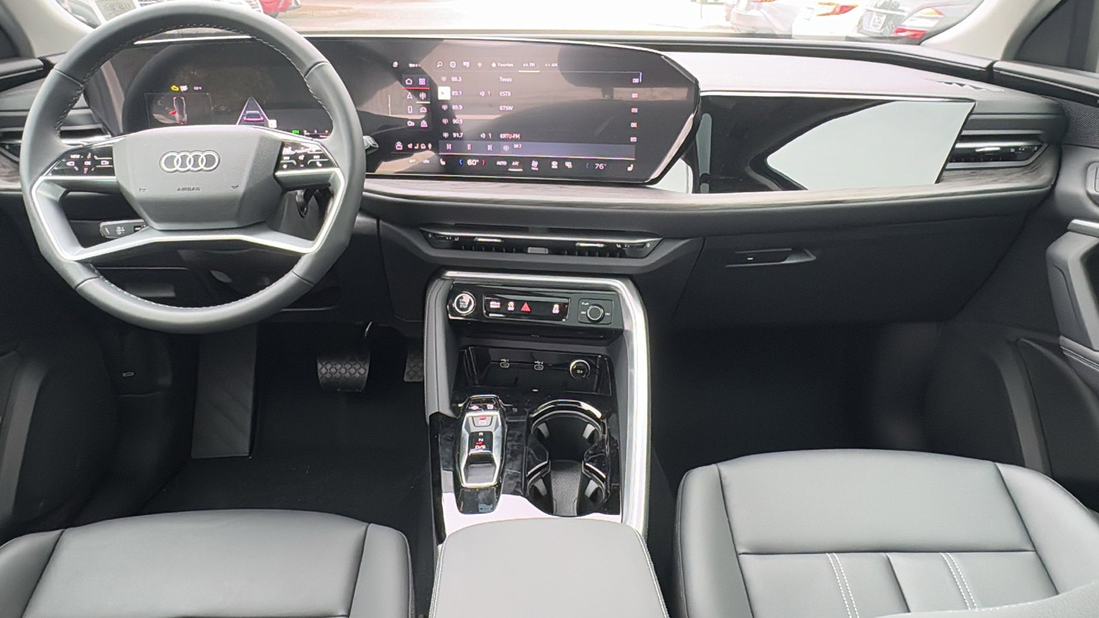 2025 Audi Q5 Premium - Photo 17