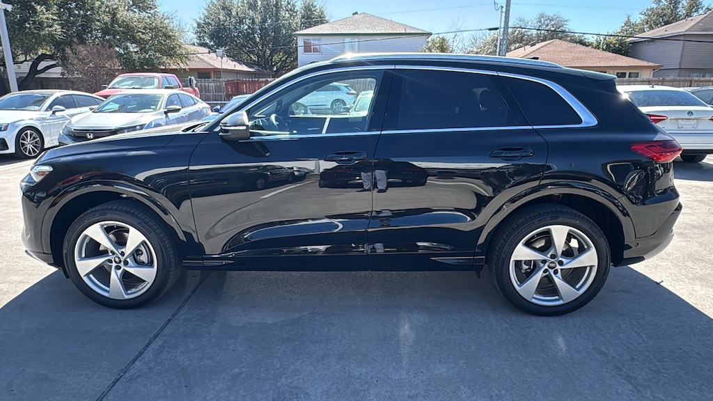 New 2025 Audi Q5 Prestige SUV