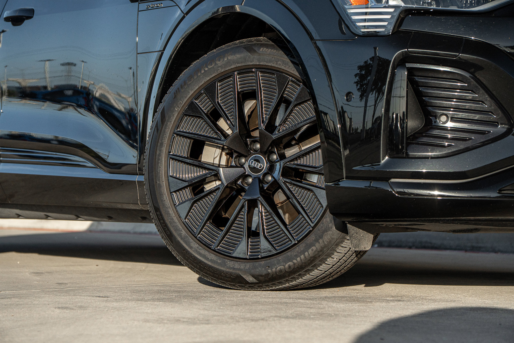 Certified 2024 Audi Q8 e-tron Prestige with VIN WA16AAGE5RB014146 for sale in Selma, TX