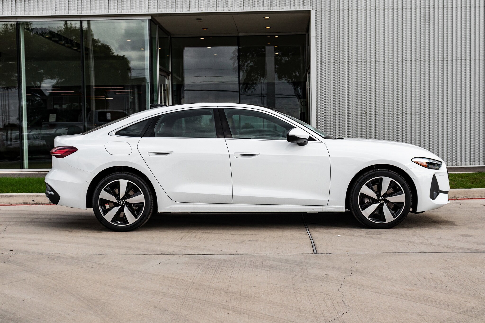 2025 Audi A5 2.0T Premium Plus photo 4