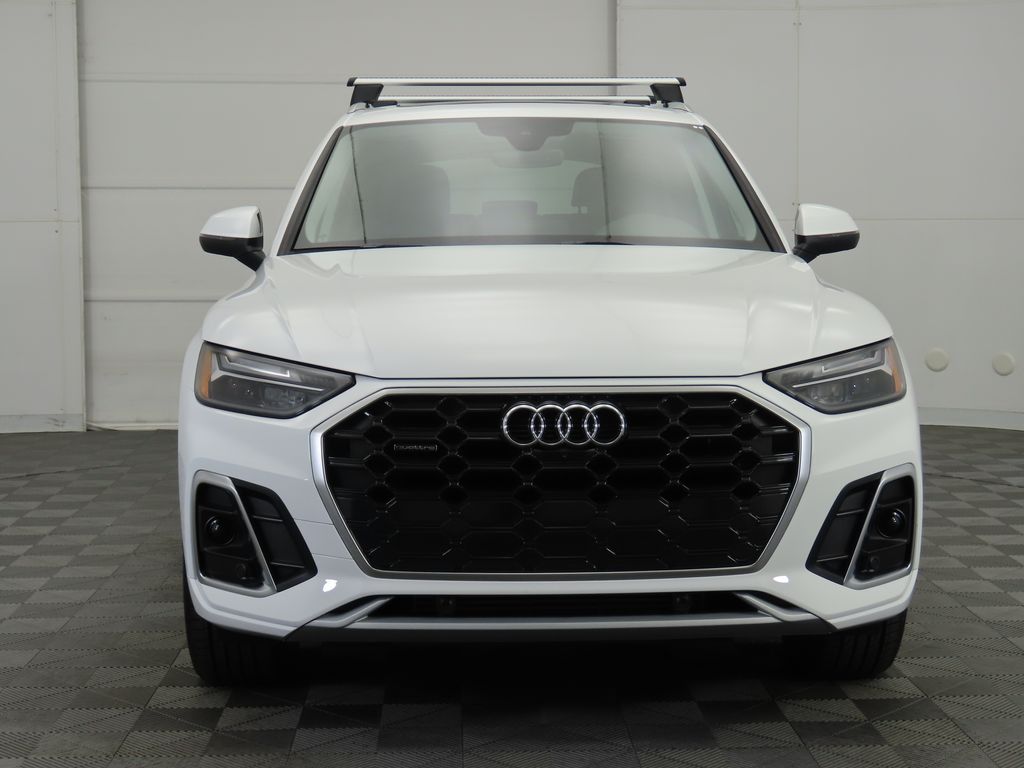 2025 Audi Q5 45 S line Premium Plus photo 2
