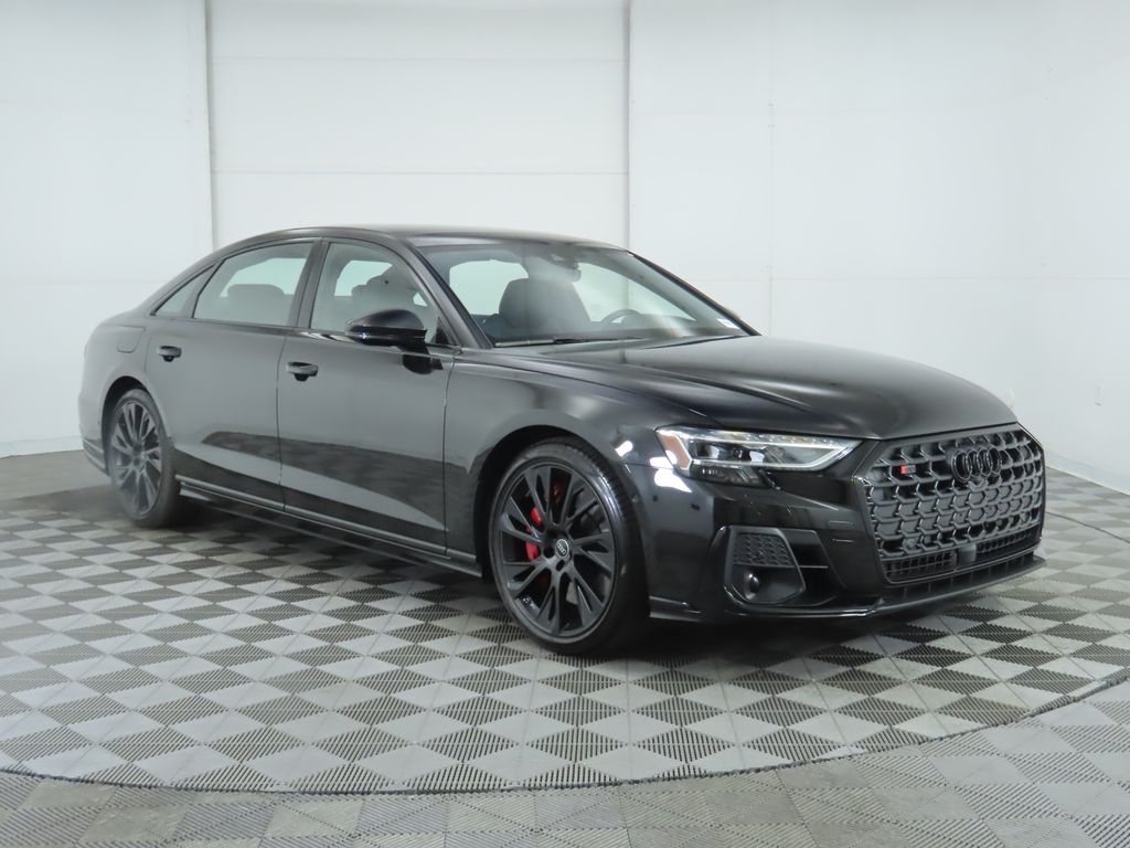2025 Audi S8 4.0T photo 3