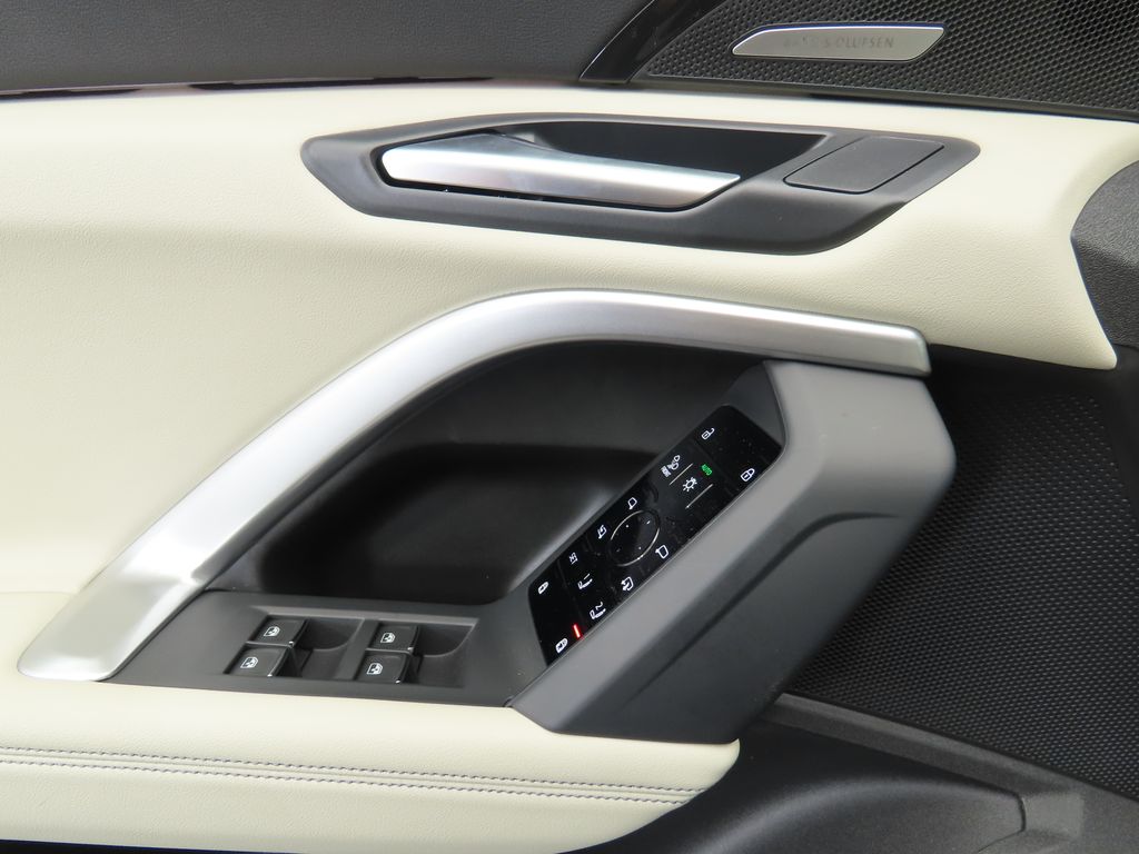 2025 Audi Q5 Premium Plus - Photo 25