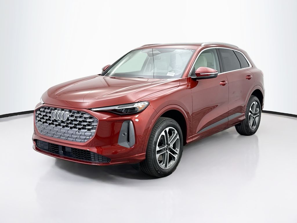 2025 Audi New Q5 Premium Plus's photo