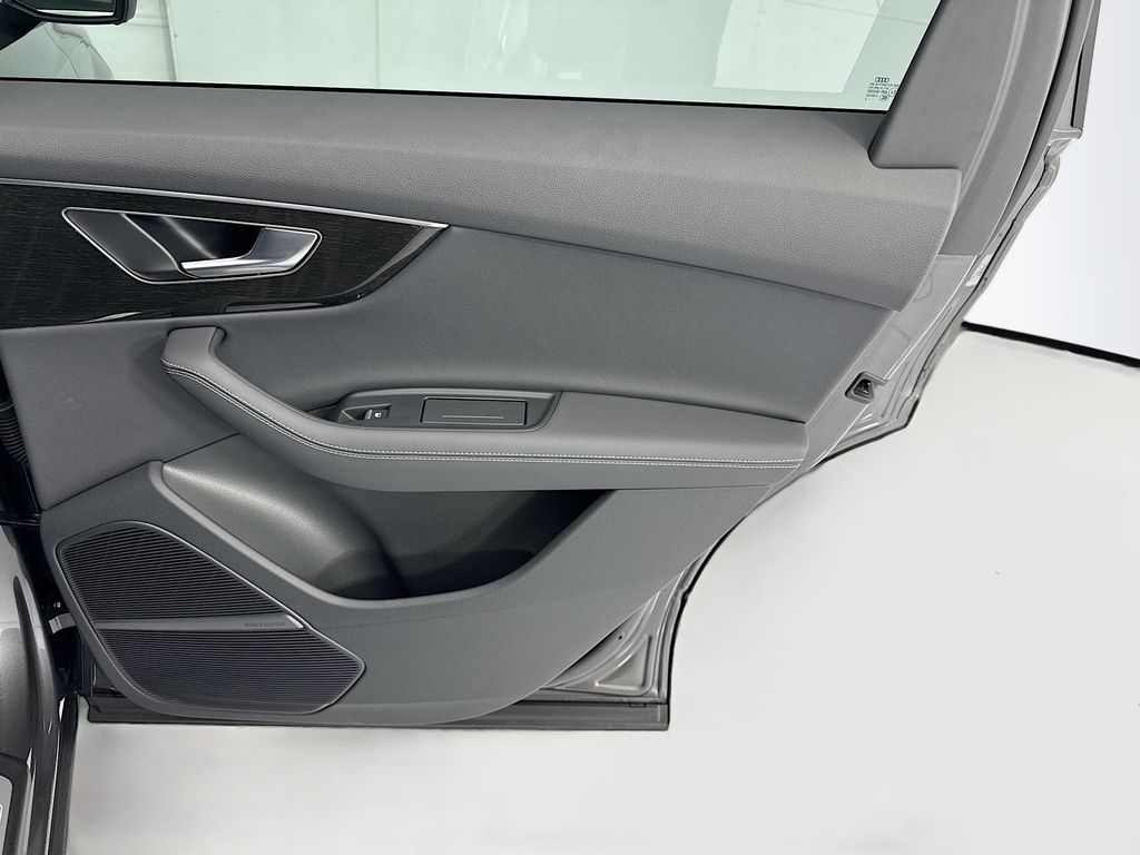 2025 Audi Q7 Premium Plus - Photo 26