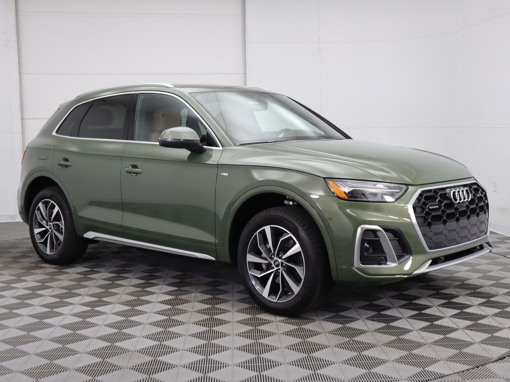 2025 Audi Q5 45 S line Premium Plus photo 2