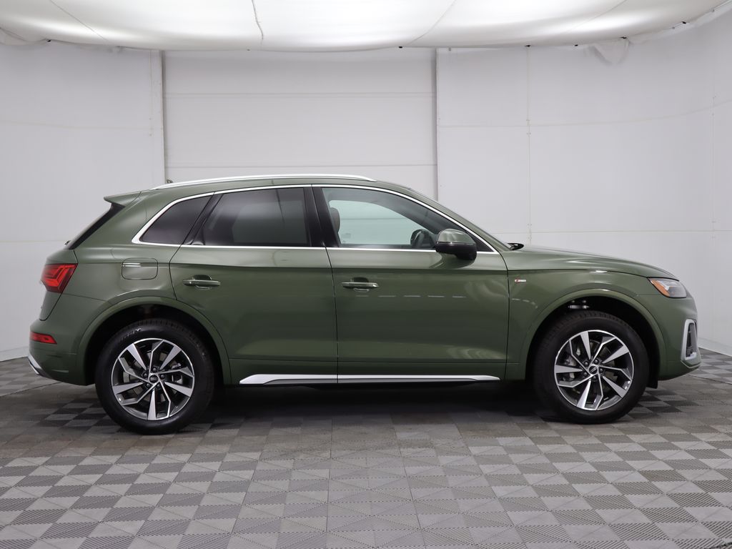 2025 Audi Q5 45 S line Premium Plus photo 3