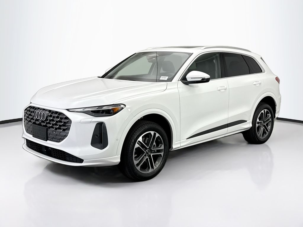 2025 Audi New Q5 Premium's photo