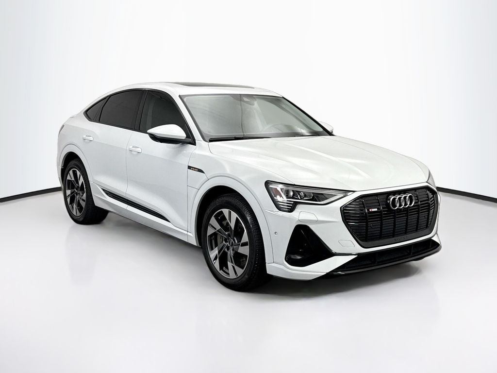 2022 Audi e-tron Sportback S line Premium photo 3