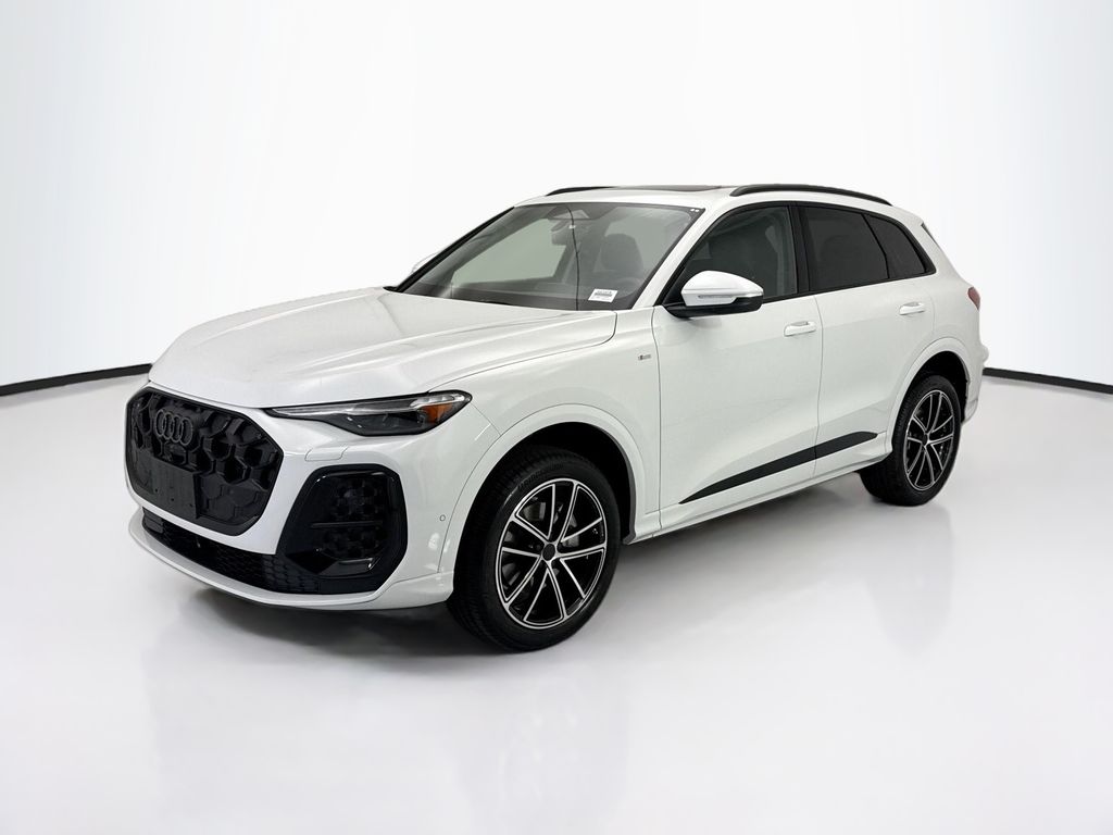 2026 Audi Q5 Premium Plus quattro's photo