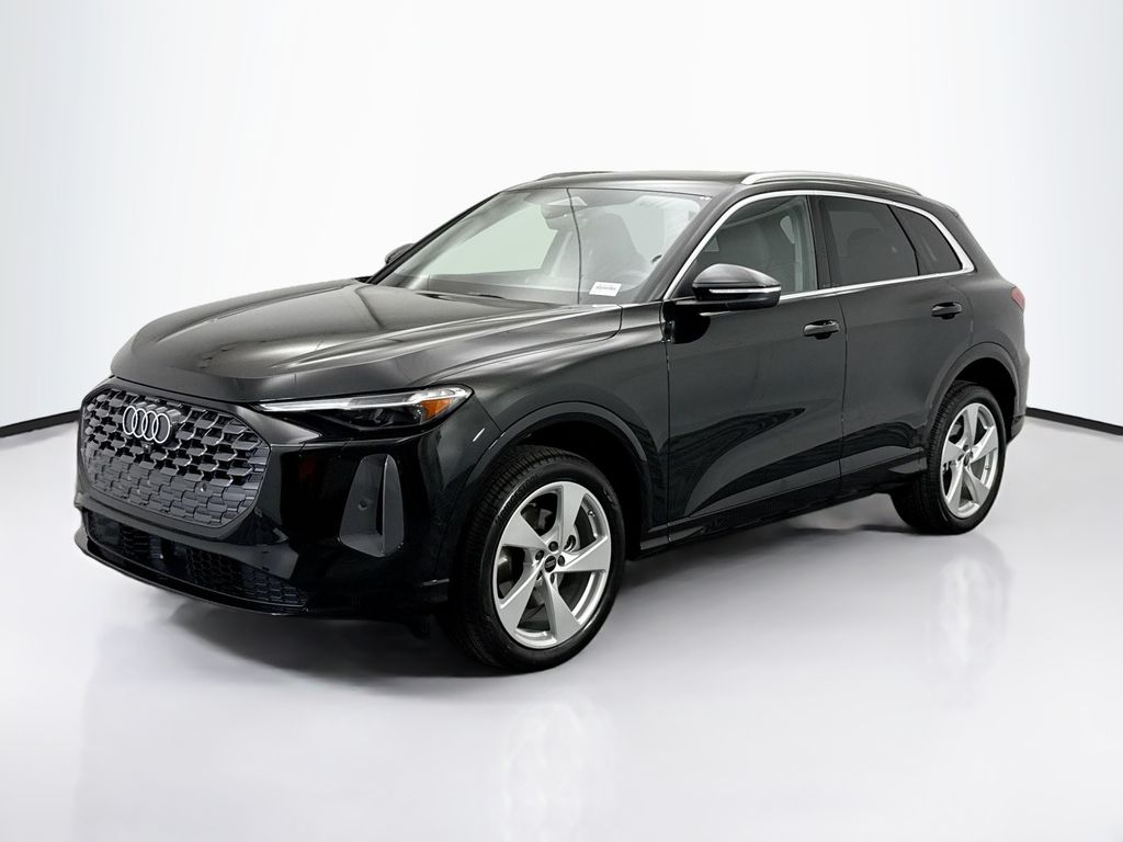 2025 Audi New Q5 Premium Plus's photo