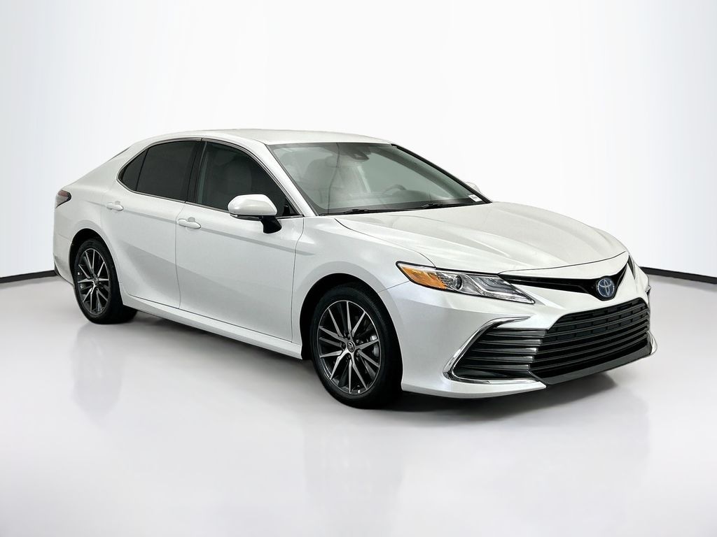 Used 2023 Toyota Camry Hybrid XLE Sedan