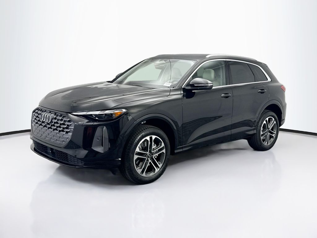 2025 Audi New Q5 Premium's photo