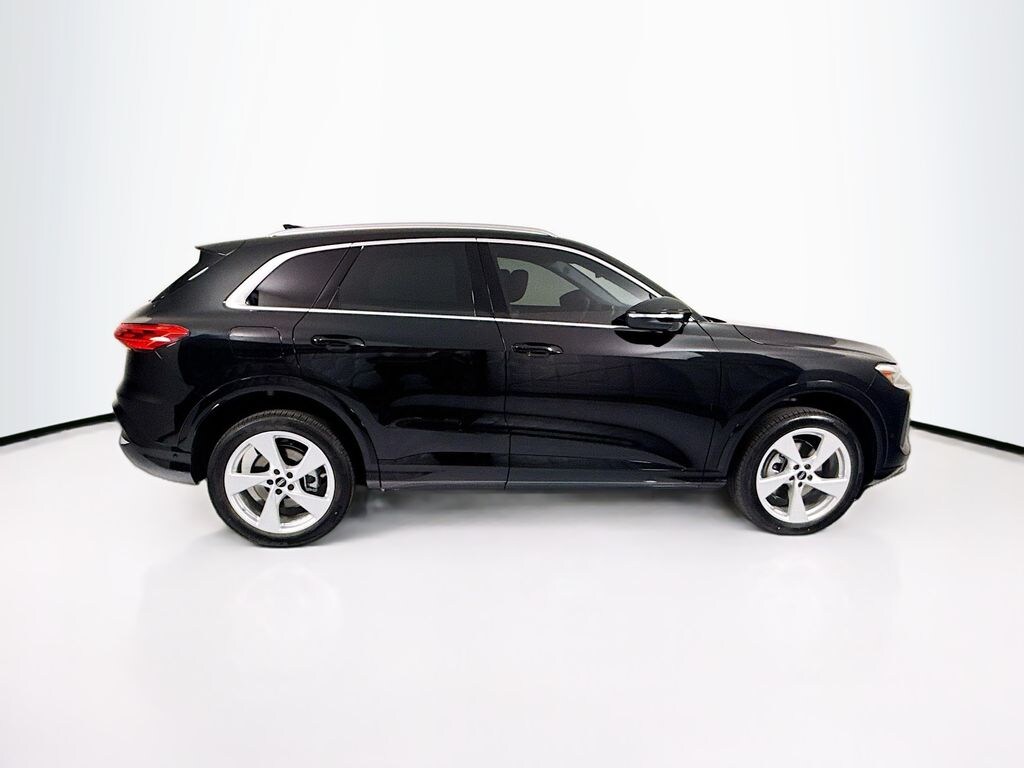 New 2026 Audi Q5 Premium Plus SUV