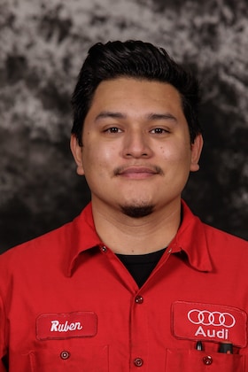 Staff member Ruben Malpica from ID_1d769a808754