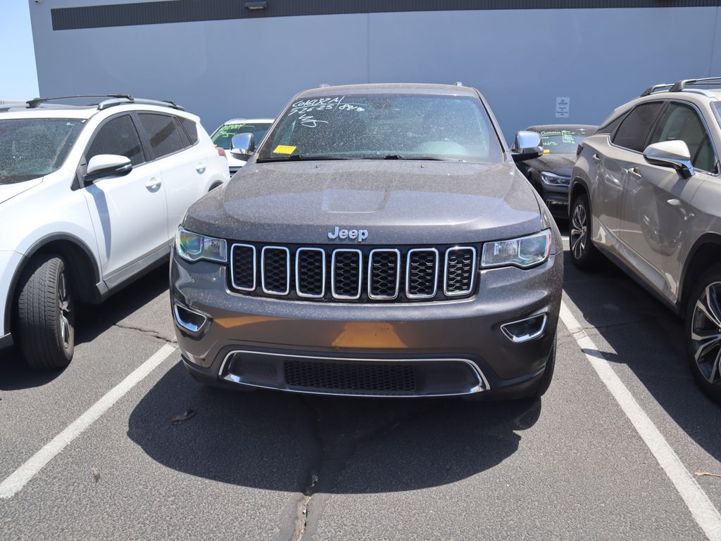 2017 Jeep Grand Cherokee Limited photo 2