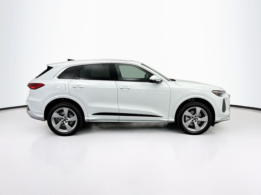 New 2025 Audi Q5 2.0T Premium SUV