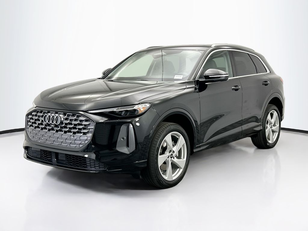 2025 Audi New Q5 Premium Plus's photo