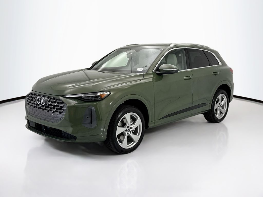 2026 Audi Q5 Premium Plus quattro's photo