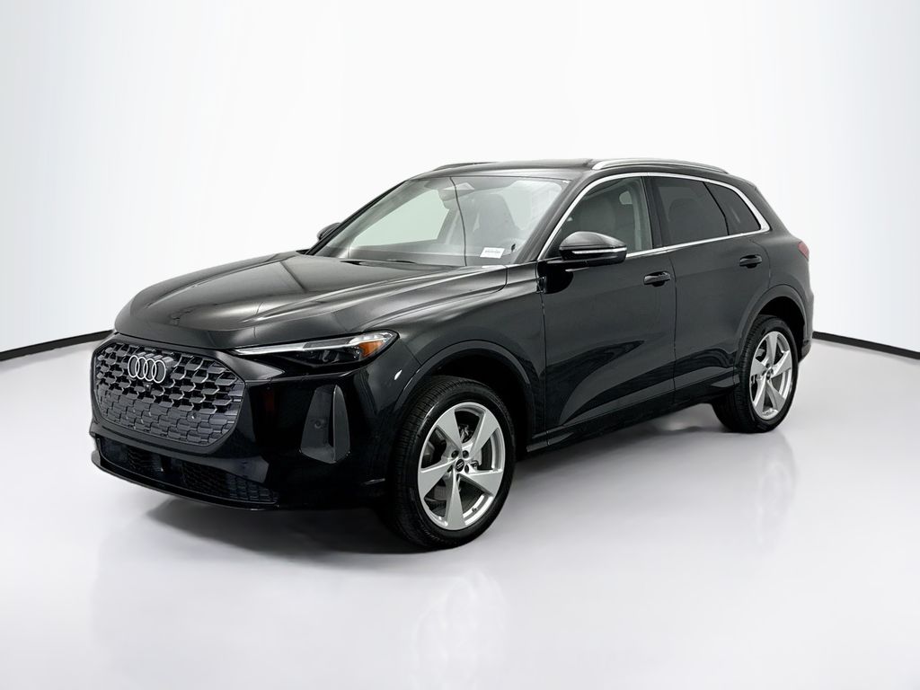 2025 Audi New Q5 Premium Plus's photo